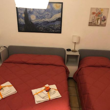 비테르보 La Finestra Di Umberto Vicino Al Centro Con Parcheggio Privato B&B 외부 사진