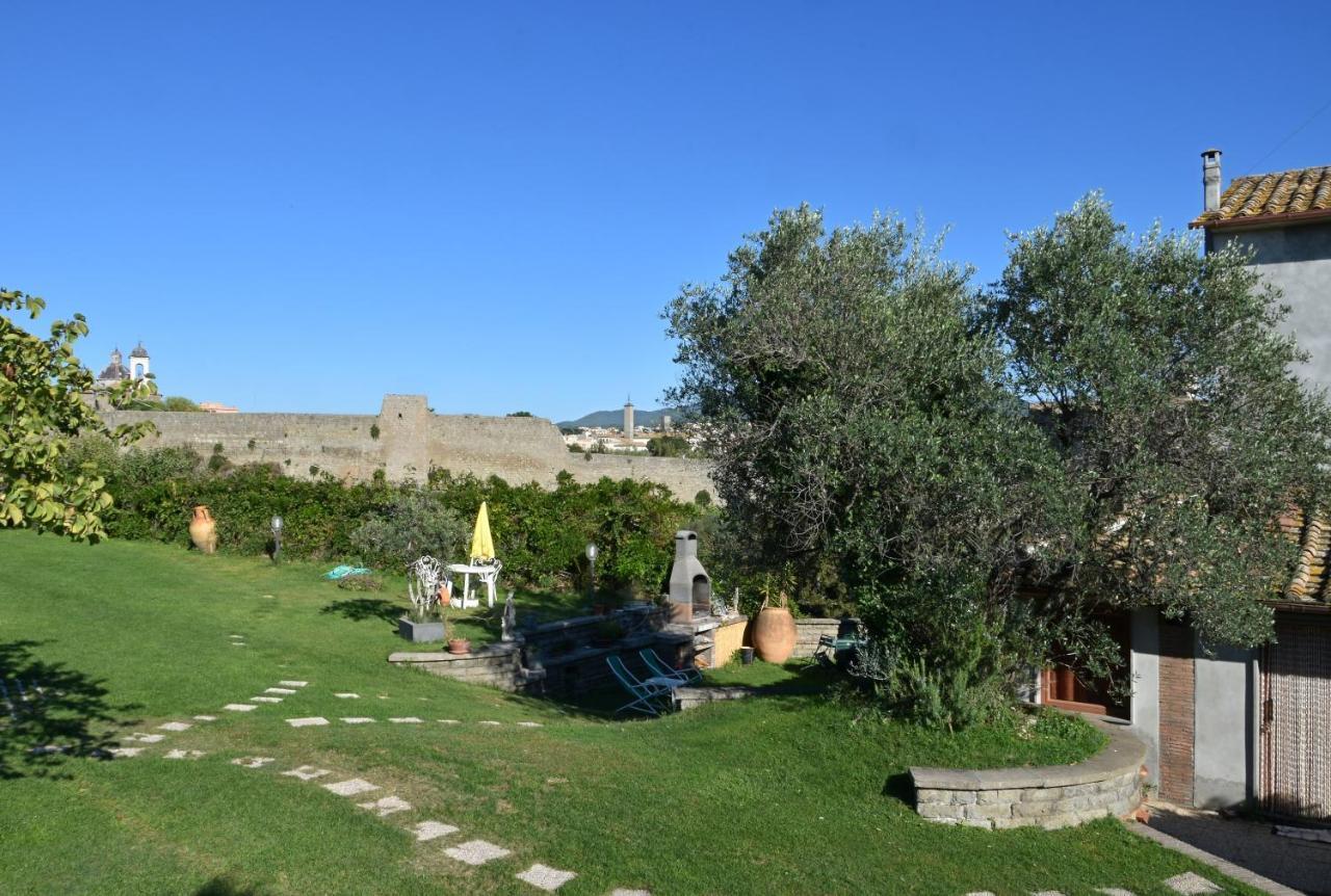 비테르보 La Finestra Di Umberto Vicino Al Centro Con Parcheggio Privato B&B 외부 사진
