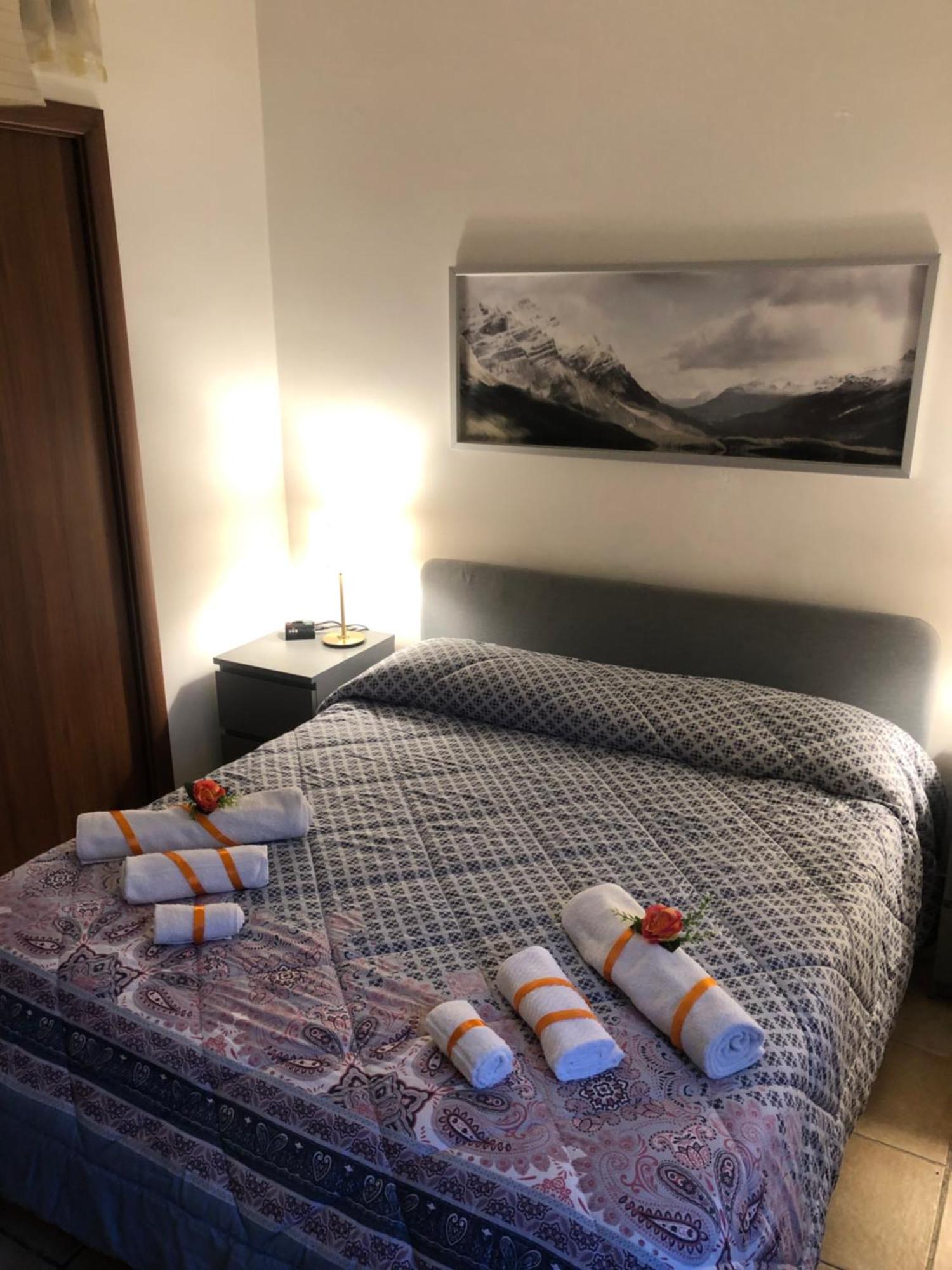 비테르보 La Finestra Di Umberto Vicino Al Centro Con Parcheggio Privato B&B 외부 사진