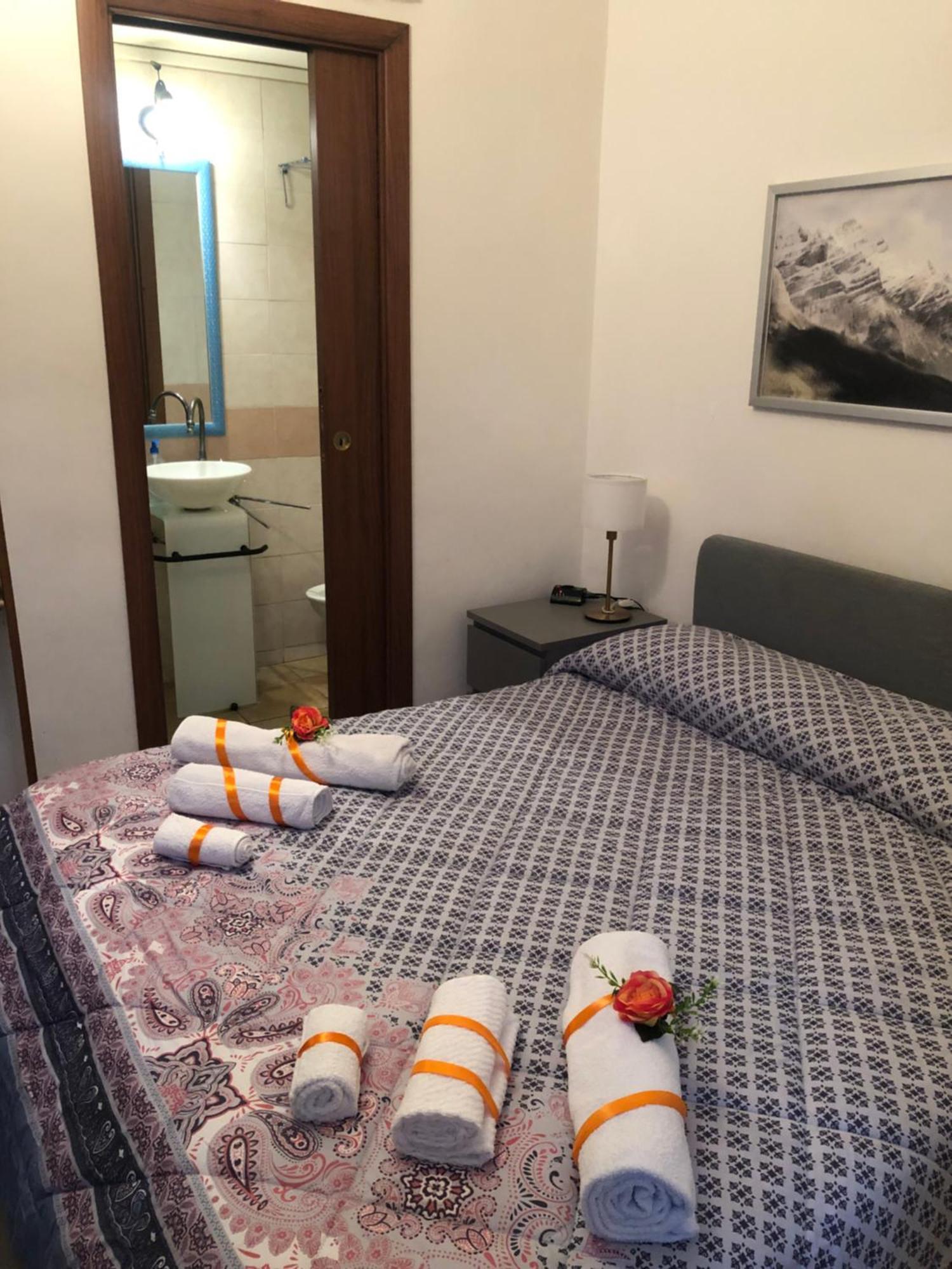 비테르보 La Finestra Di Umberto Vicino Al Centro Con Parcheggio Privato B&B 외부 사진