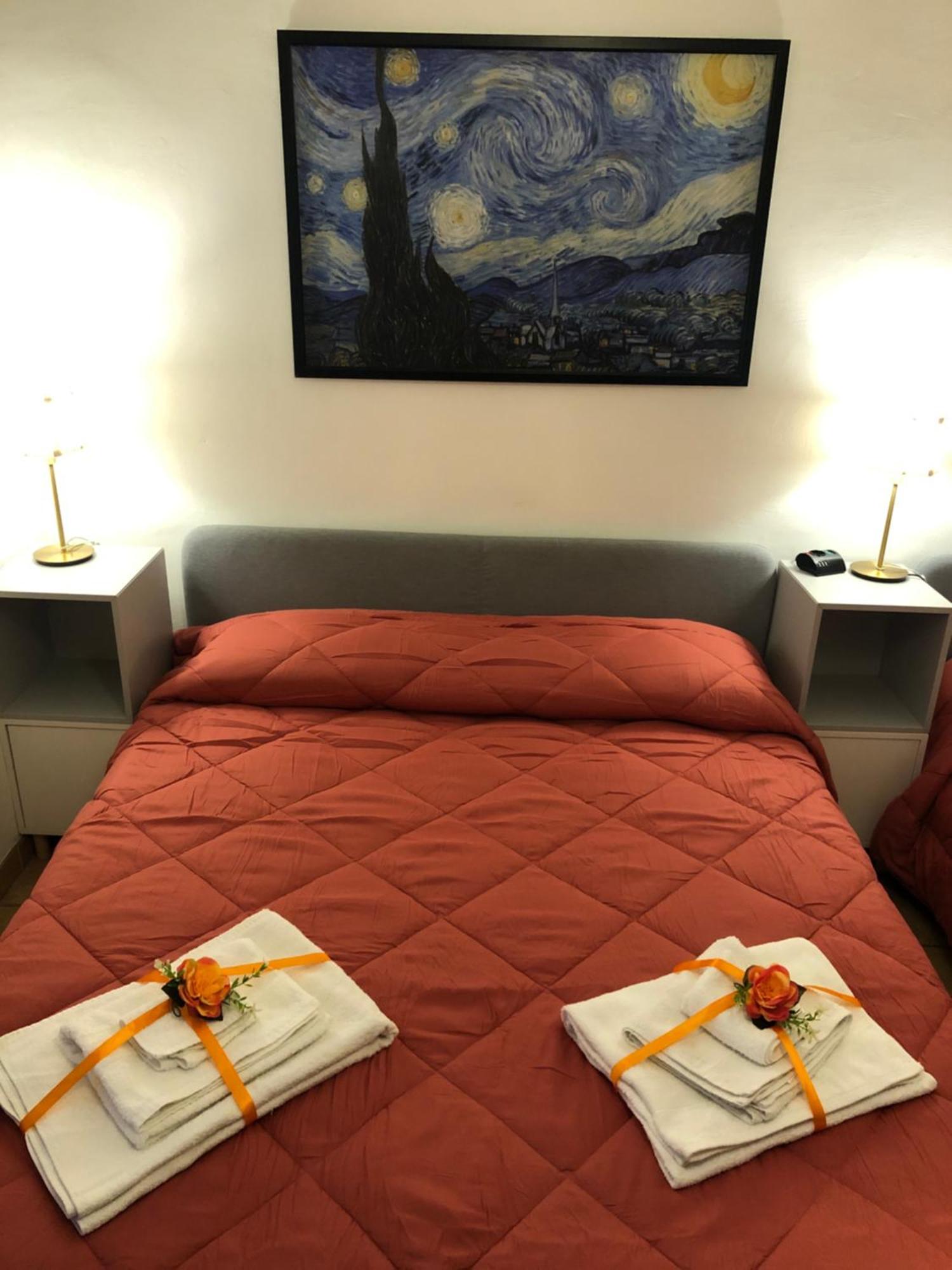 비테르보 La Finestra Di Umberto Vicino Al Centro Con Parcheggio Privato B&B 외부 사진
